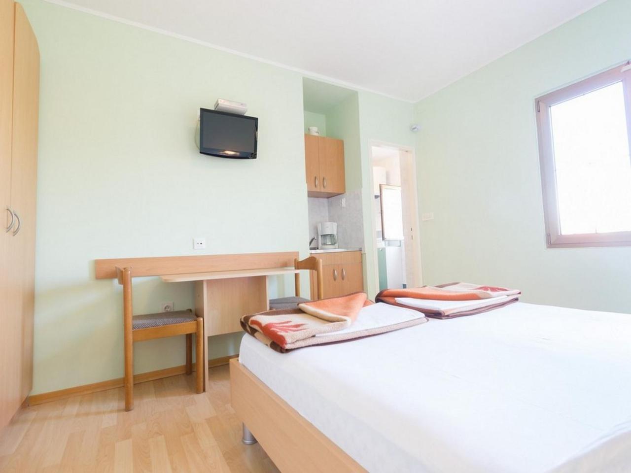 Apartment And Rooms Kristina Baška Exteriér fotografie